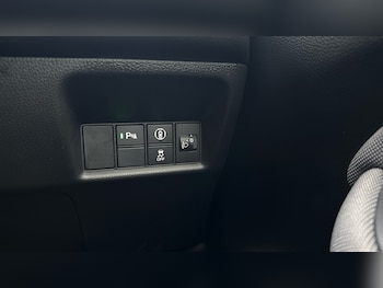 Used Honda Jazz 2022 for sale - 77274134: Photo