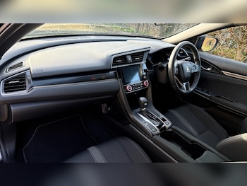 Used Honda Civic 2022 for sale - 76804077: Photo