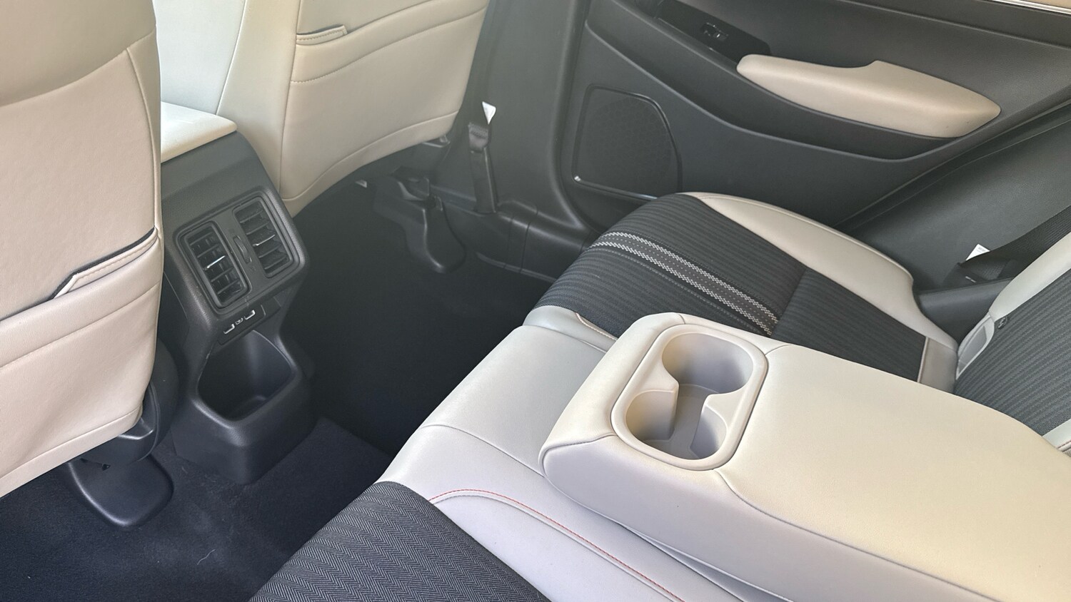 Used Honda HR-V 2022 for sale - 77627532: Photo 14