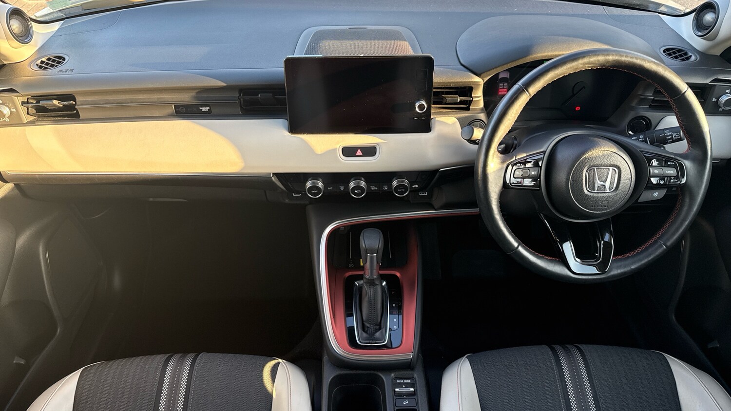 Used Honda HR-V 2022 for sale - 77627532: Photo 4