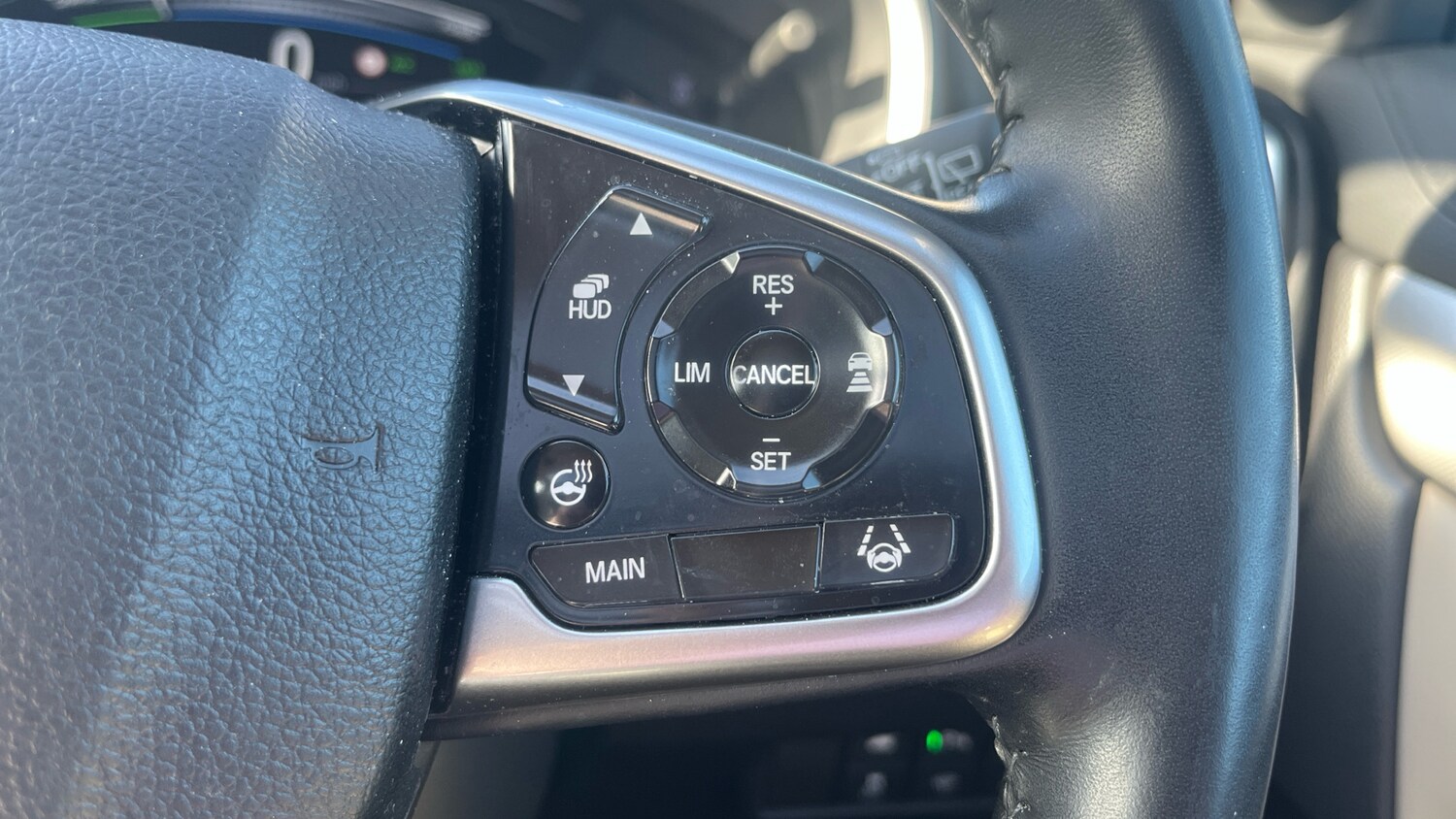 Used Honda CR-V 2023 for sale - 76161303: Photo 30