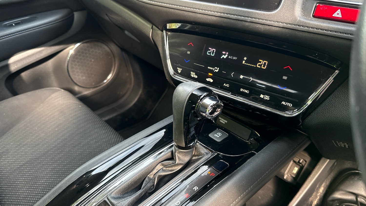 Used Honda HR-V 2018 for sale - 76104236: Photo 20