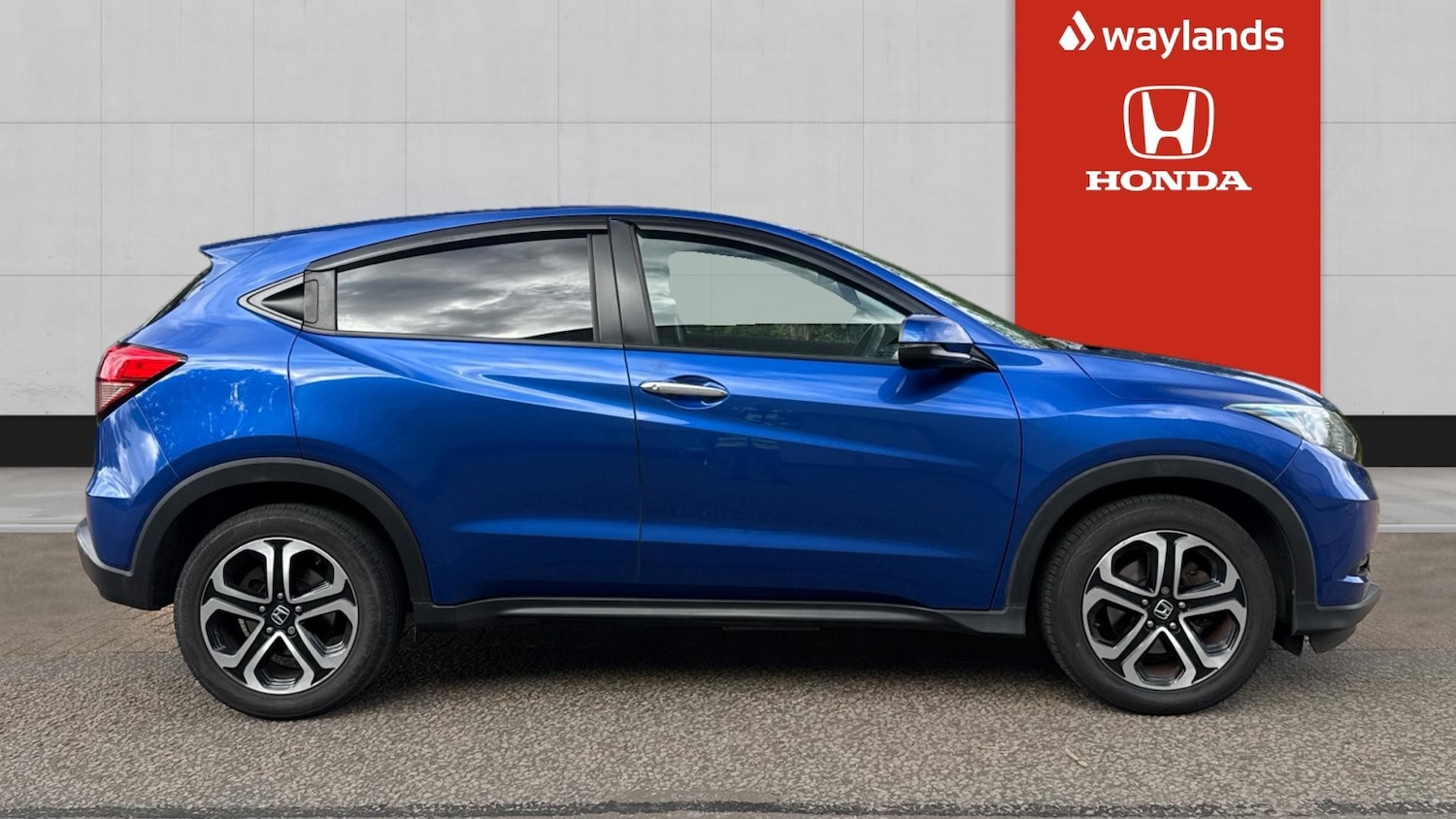 Used Honda HR-V 2018 for sale - 76104236: Photo 5