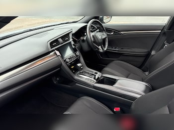 Used Honda Civic 2019 for sale - 76452200: Photo