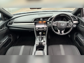 Used Honda Civic 2019 for sale - 76452200: Photo