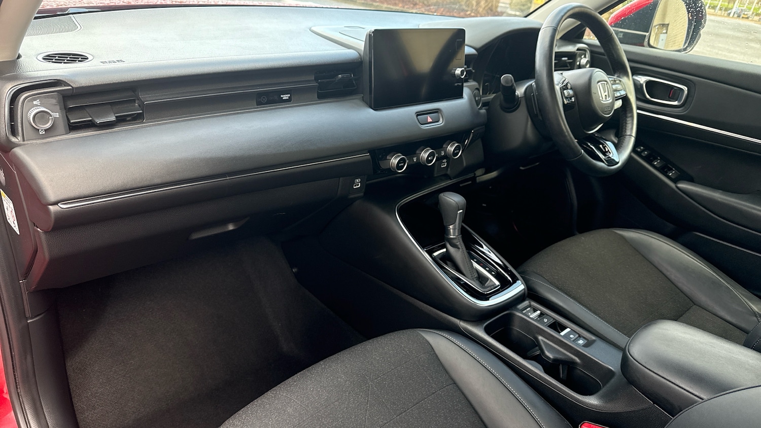 Used Honda HR-V 2022 for sale - 77210129: Photo 2