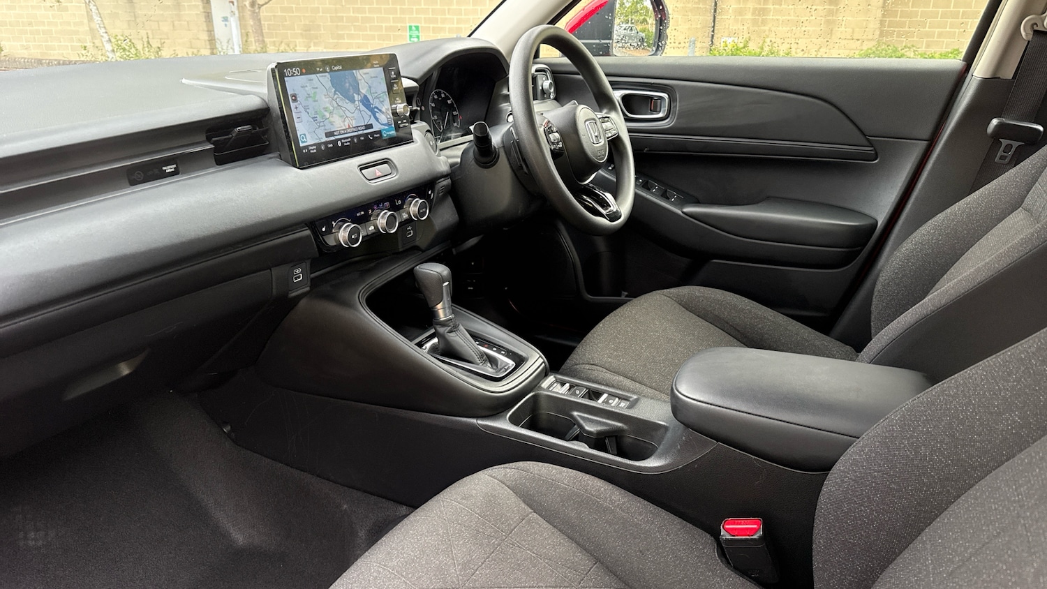 Used Honda HR-V 2022 for sale - 75796666: Photo 2