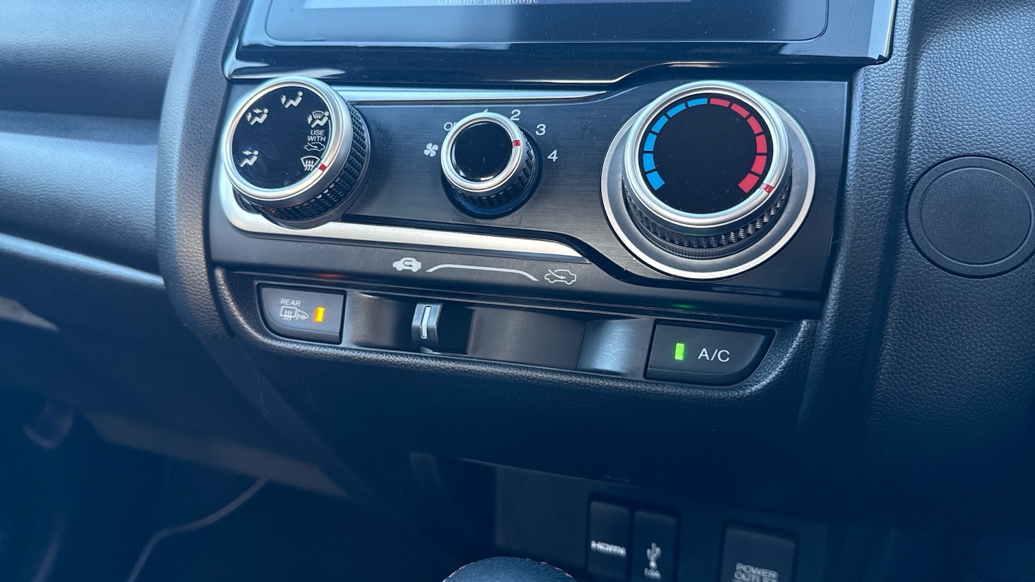 Used Honda Jazz 2019 for sale - 77210185: Photo 28