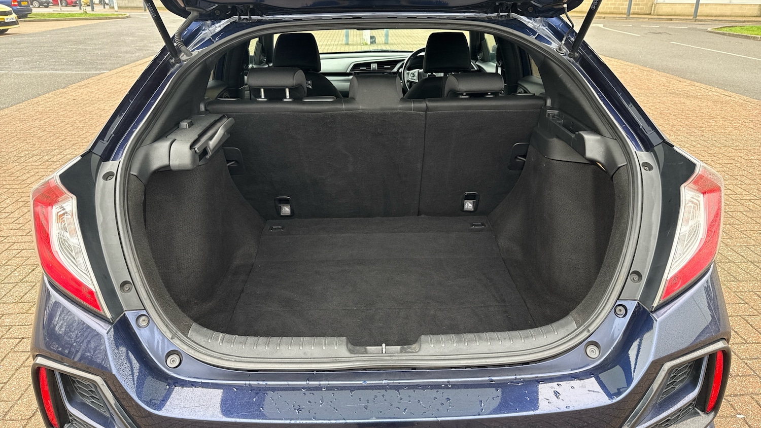 Used Honda Civic 2021 for sale - 77592075: Photo 18