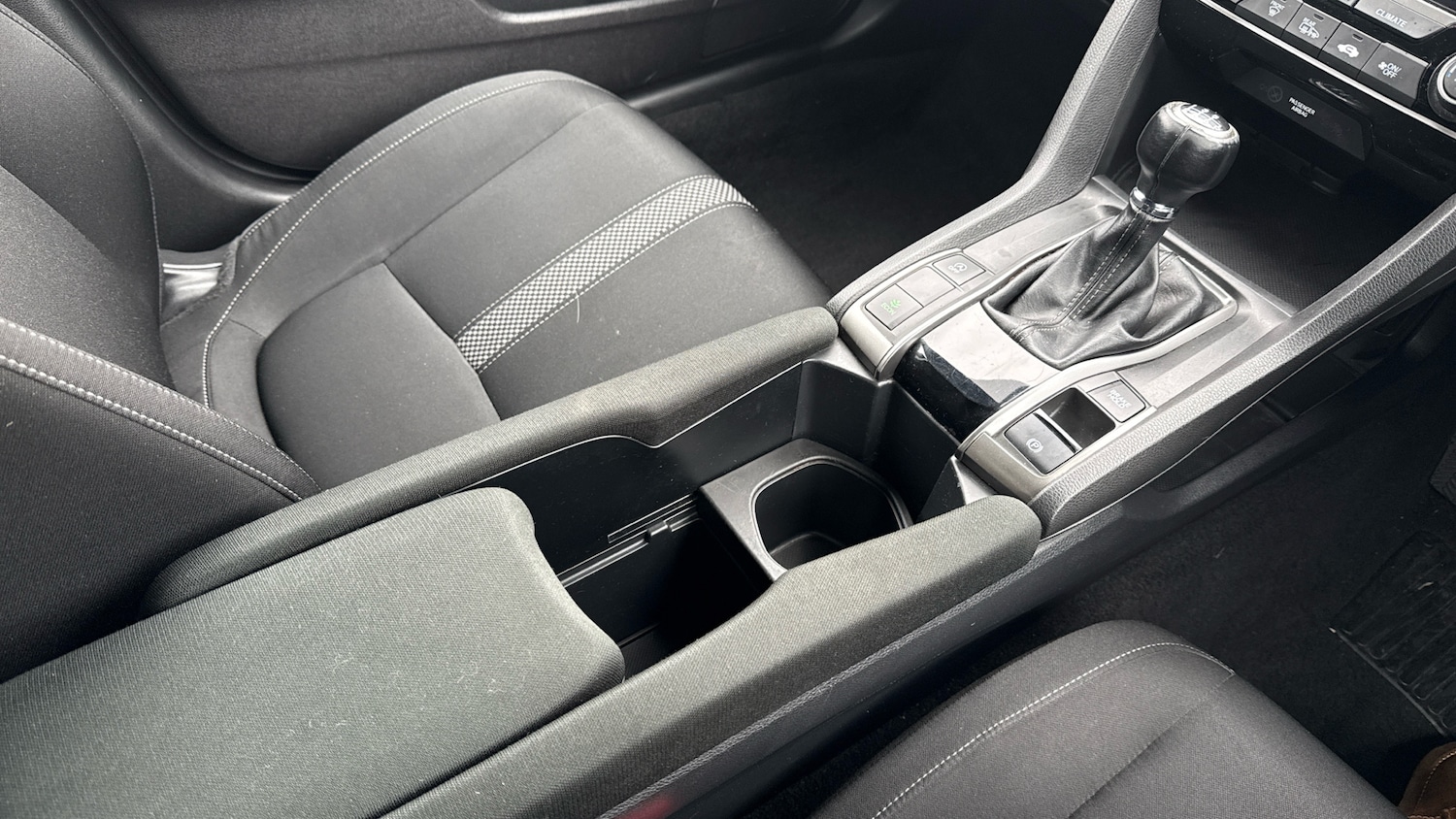 Used Honda Civic 2021 for sale - 77592075: Photo 24