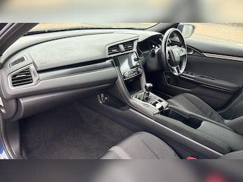 Used Honda Civic 2021 for sale - 77592075: Photo