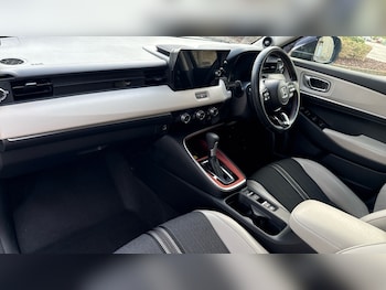 Used Honda HR-V 2021 for sale - 77300413: Photo