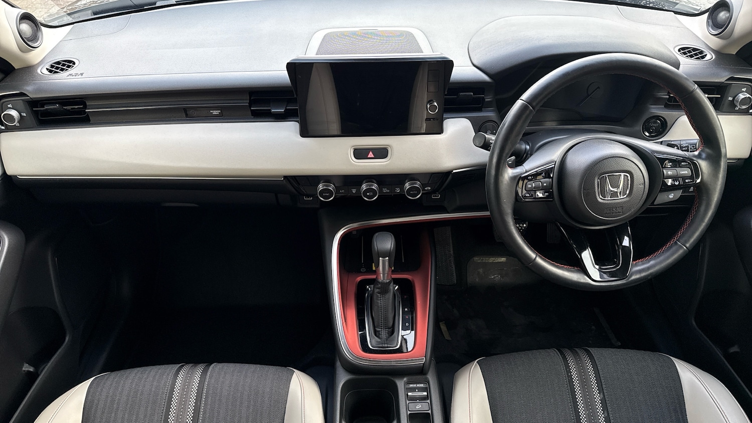 Used Honda HR-V 2021 for sale - 77300413: Photo 4