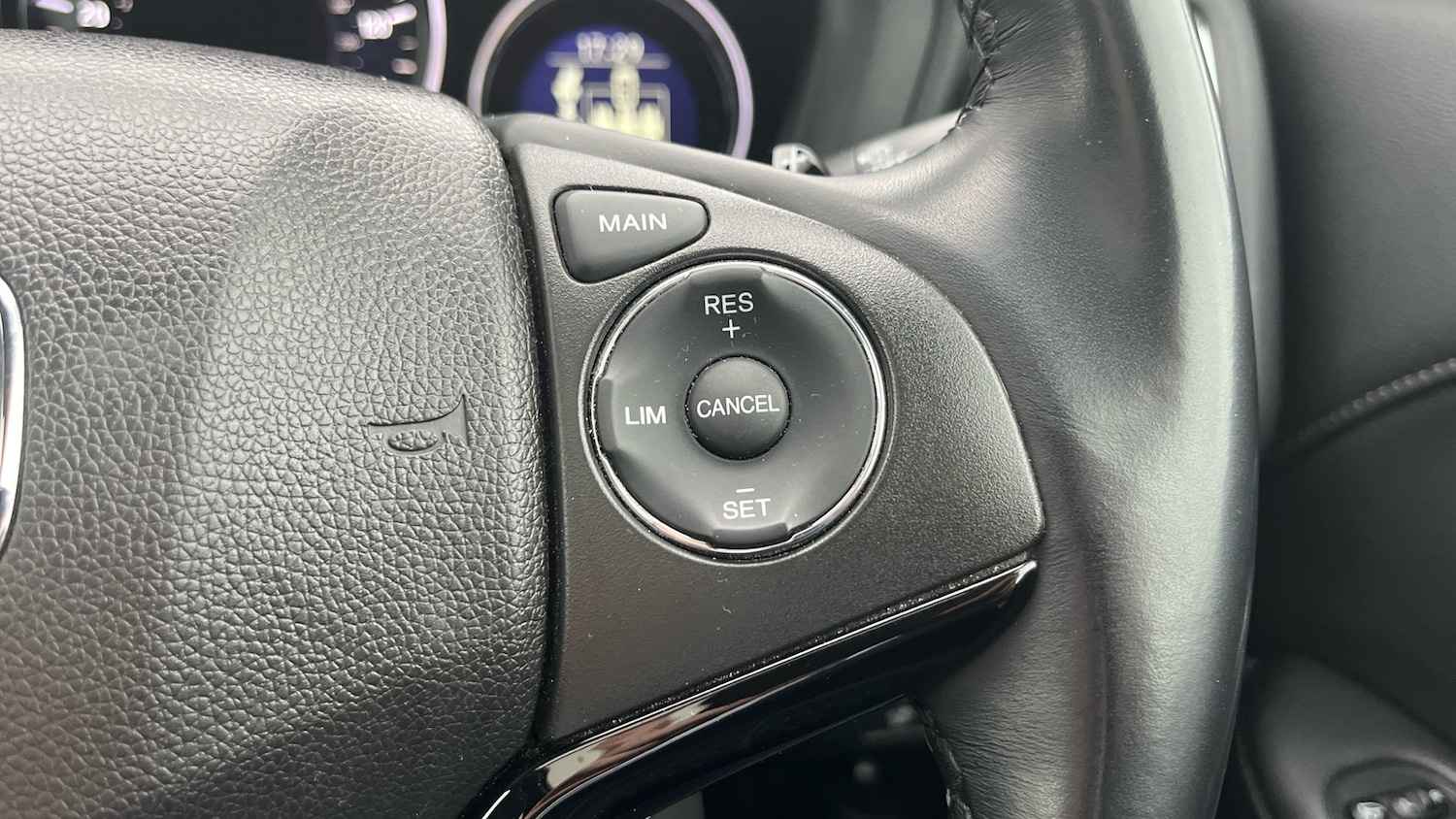 Used Honda HR-V 2018 for sale - 76161414: Photo 21