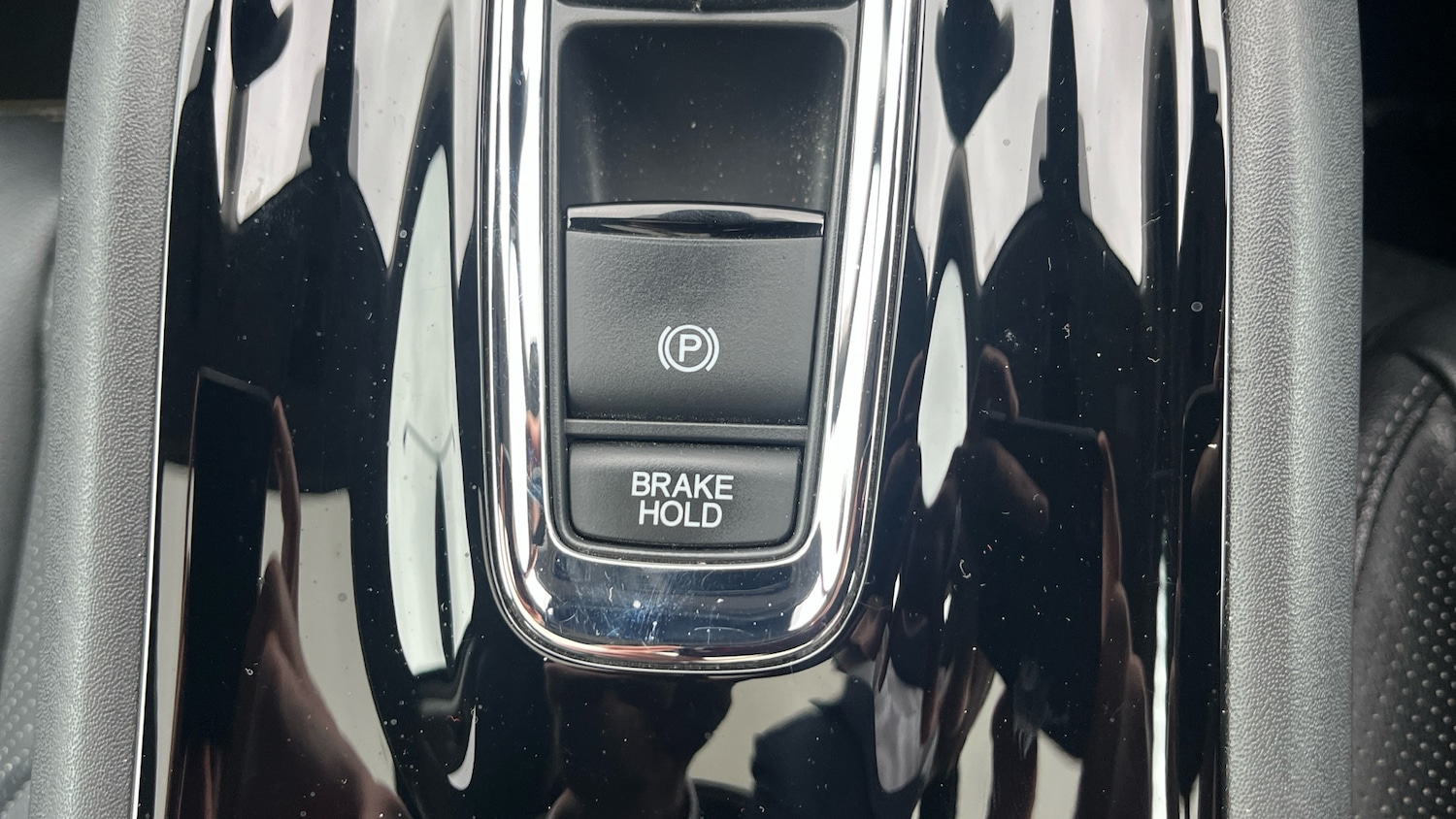 Used Honda HR-V 2018 for sale - 76161414: Photo 30