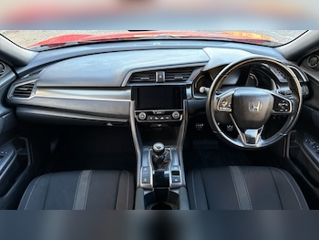Used Honda Civic 2019 for sale - 76609590: Photo