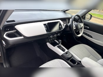 Used Honda Jazz 2020 for sale - 77300436: Photo