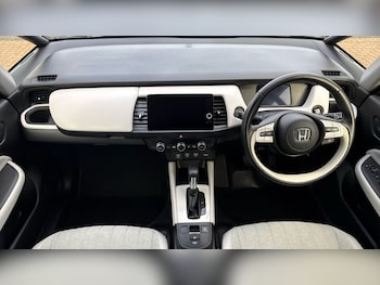 Used Honda Jazz 2020 for sale - 77300436: Photo