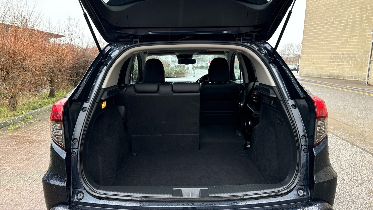 Used Honda HR-V 2019 for sale - 77210134: Photo 19