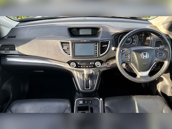 Used Honda CR-V 2017 for sale - 78042039: Photo