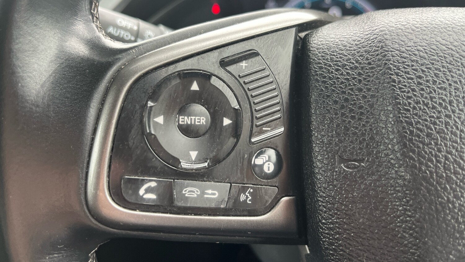 Used Honda Civic 2018 for sale - 76037825: Photo 14