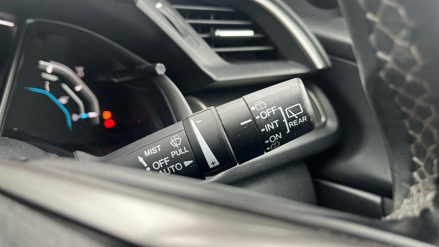 Used Honda Civic 2018 for sale - 76037825: Photo 16