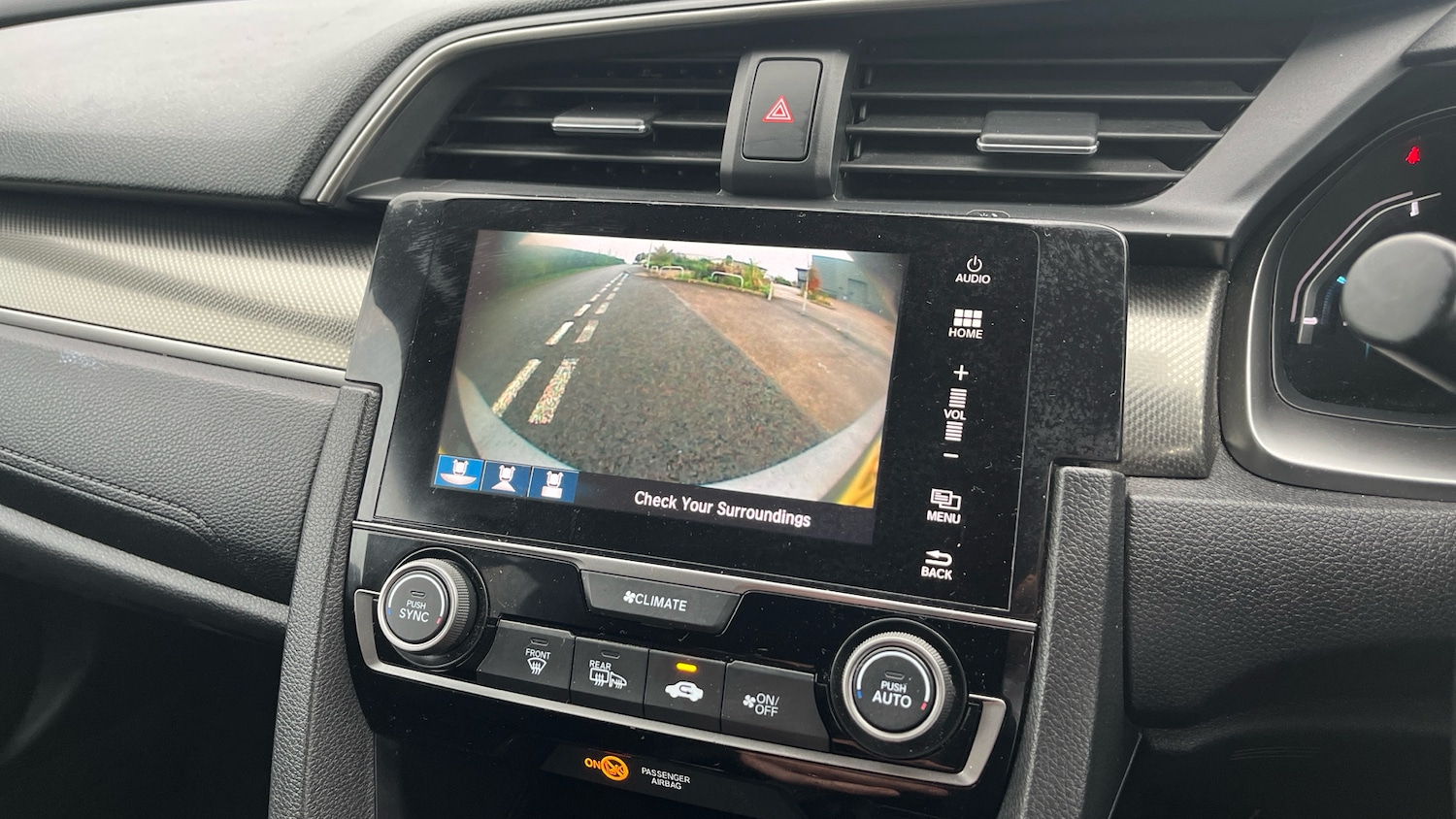 Used Honda Civic 2018 for sale - 76037825: Photo 19