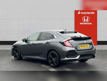 Used Honda Civic 2018 for sale - 76037825: Photo