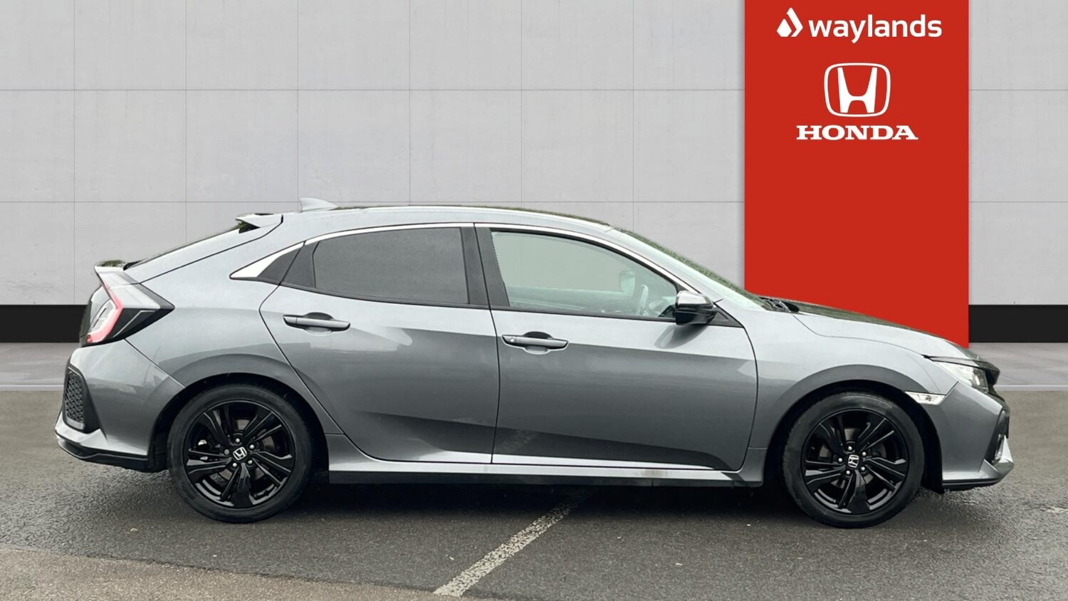Used Honda Civic 2018 for sale - 76037825: Photo 5