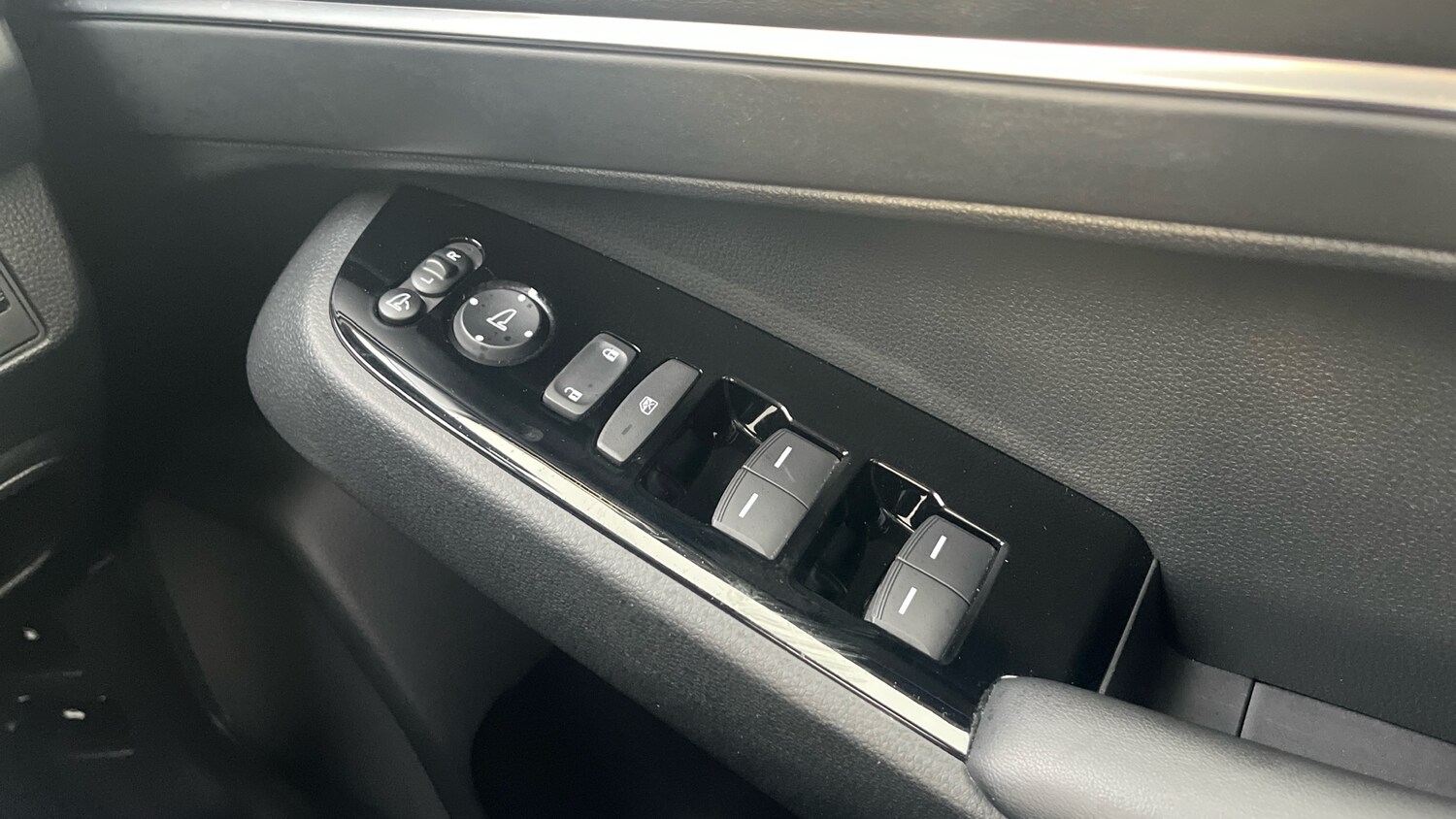 Used Honda HR-V 2022 for sale - 76161296: Photo 26