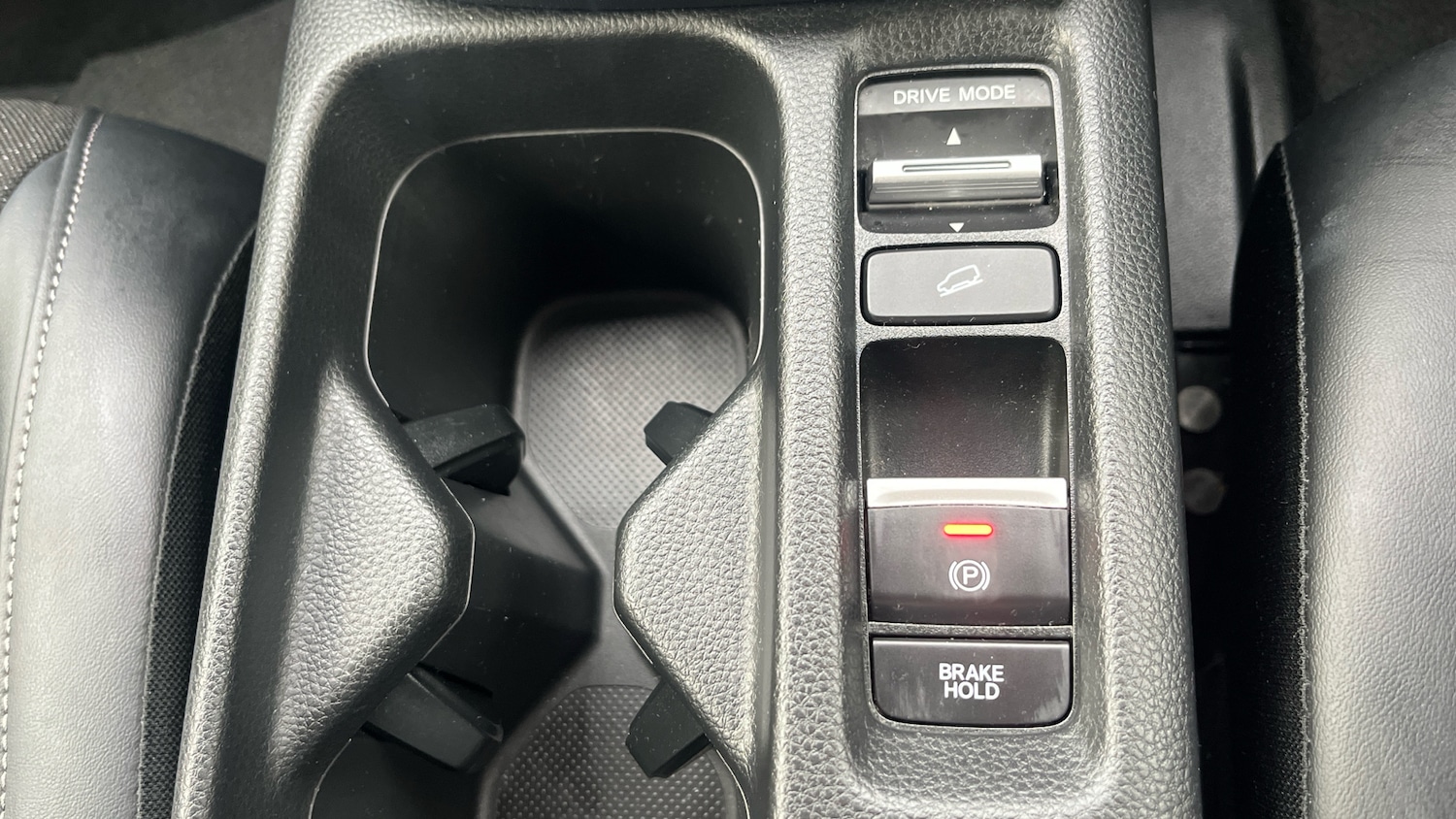 Used Honda HR-V 2022 for sale - 76161296: Photo 31