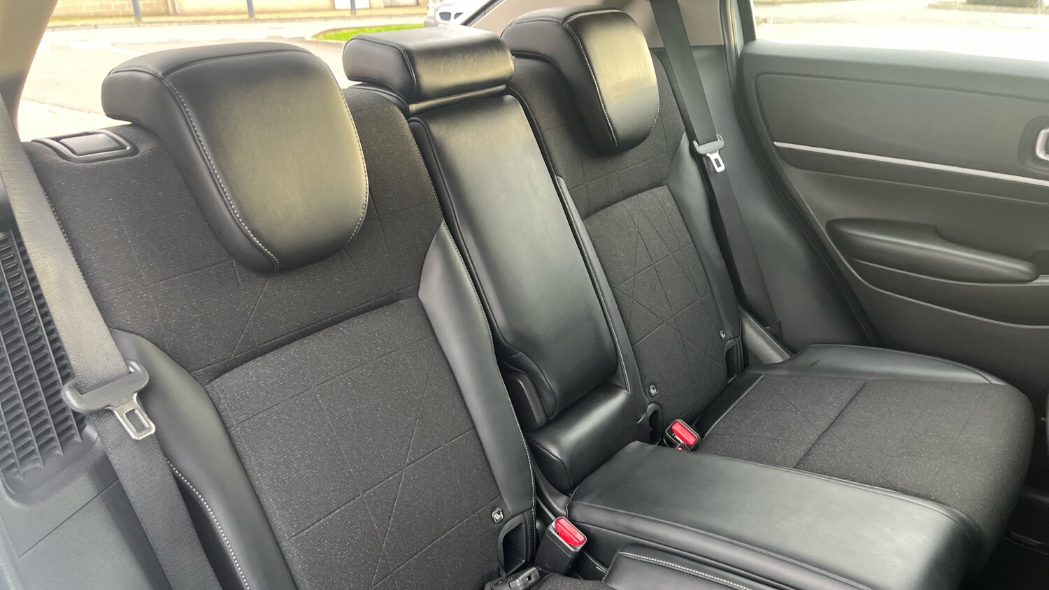 Used Honda HR-V 2022 for sale - 76161296: Photo 8