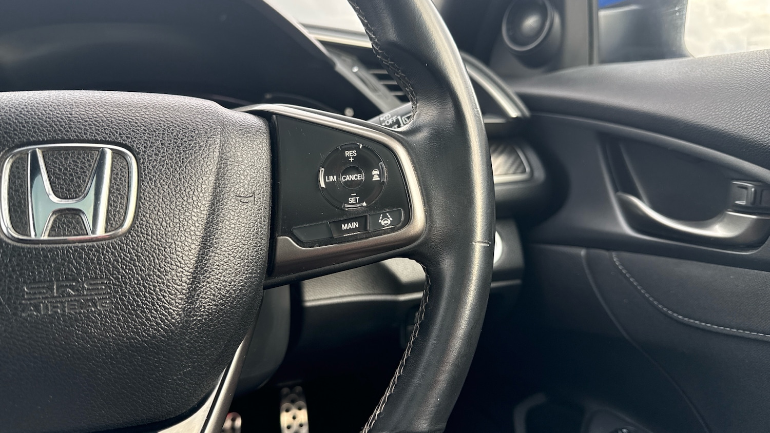 Used Honda Civic 2018 for sale - 77300421: Photo 21