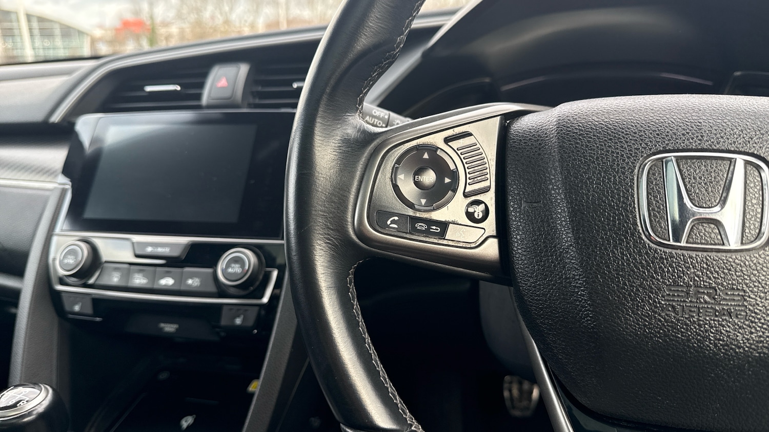 Used Honda Civic 2018 for sale - 77300421: Photo 22