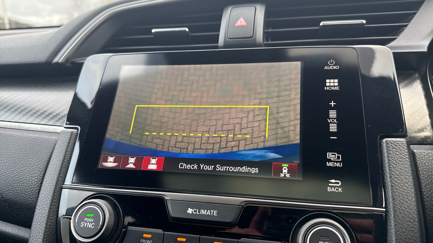 Used Honda Civic 2018 for sale - 77300421: Photo 32