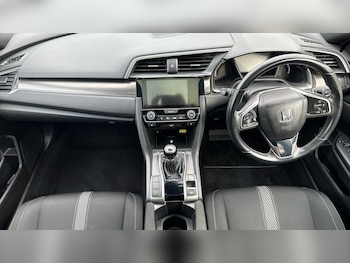 Used Honda Civic 2018 for sale - 77300421: Photo