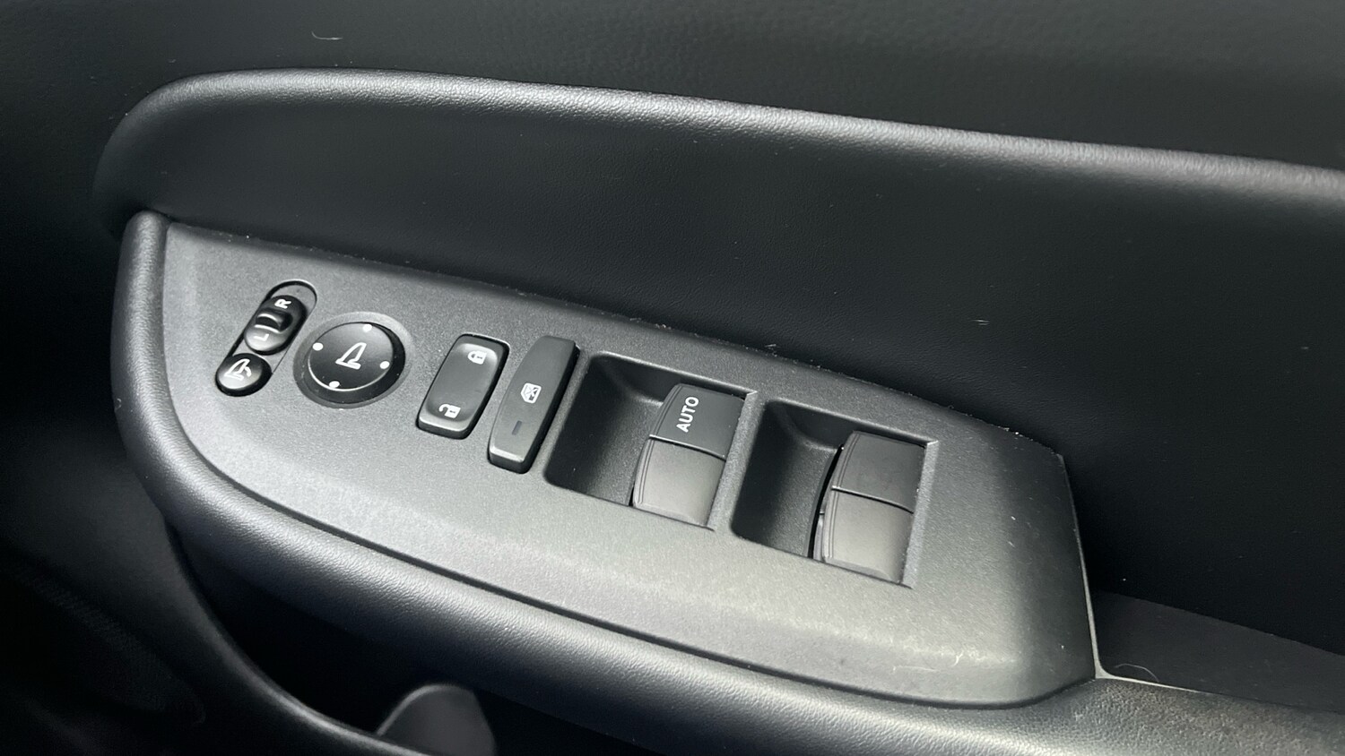 Used Honda Jazz 2021 for sale - 76161322: Photo 25