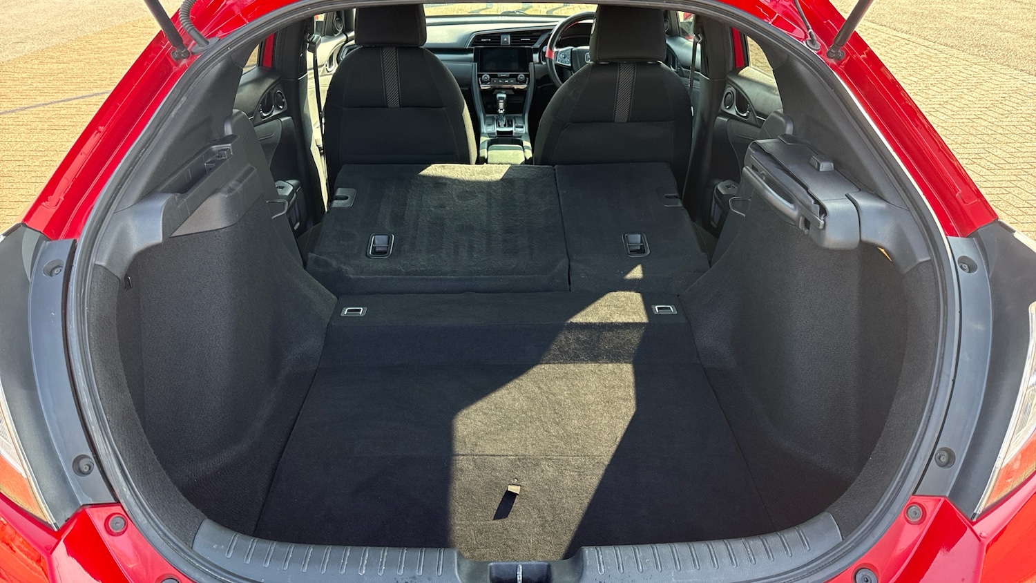 Used Honda Civic 2018 for sale - 77592081: Photo 17