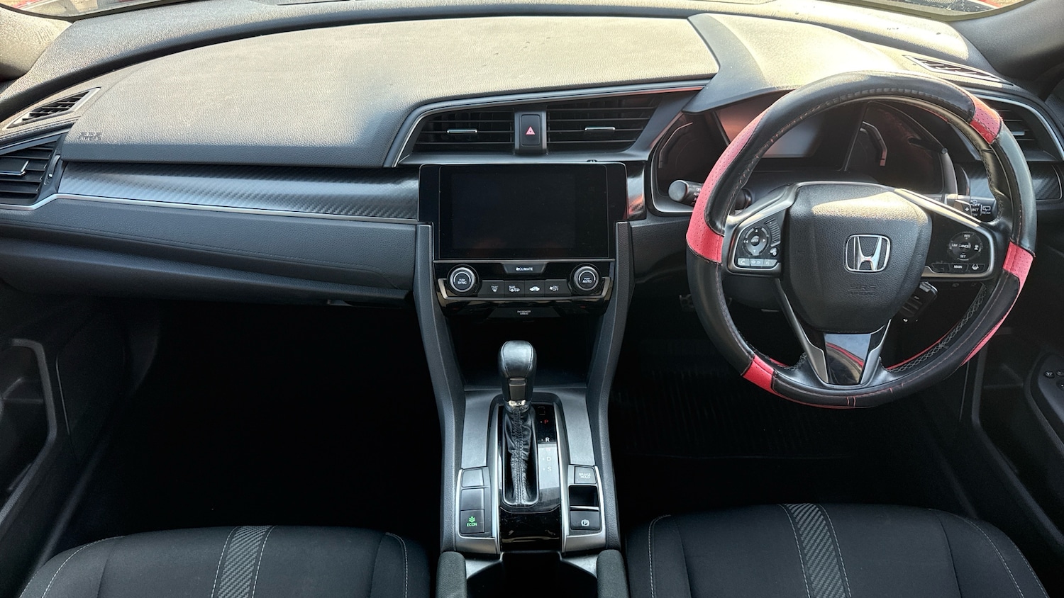 Used Honda Civic 2018 for sale - 77592081: Photo 4