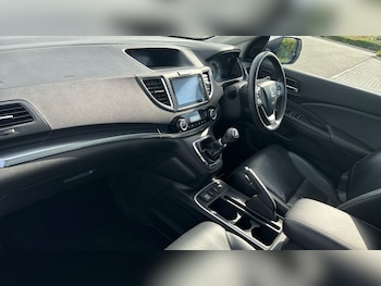 Used Honda CR-V 2017 for sale - 78941589: Photo