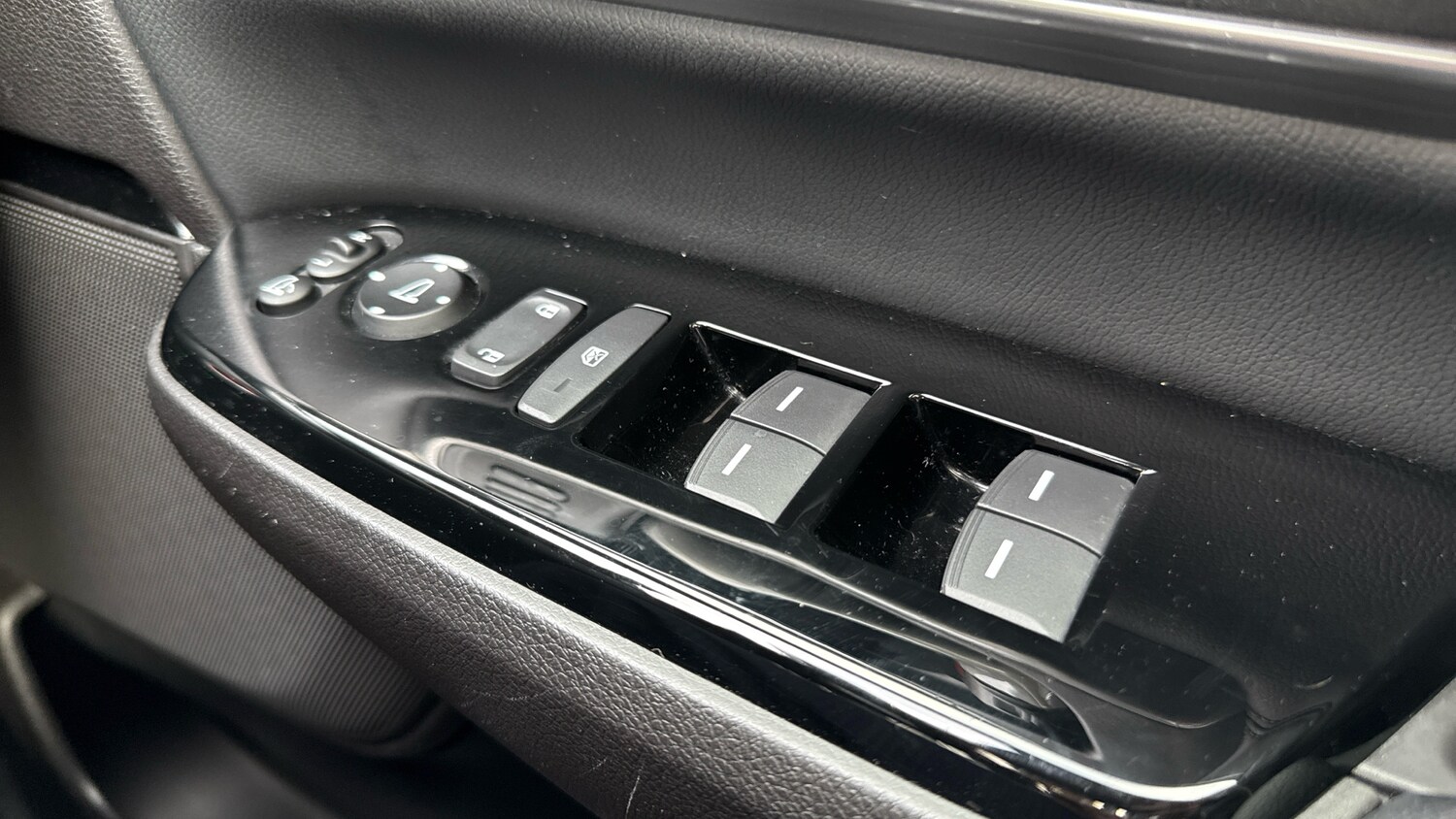 Used Honda CR-V 2022 for sale - 76452128: Photo 32