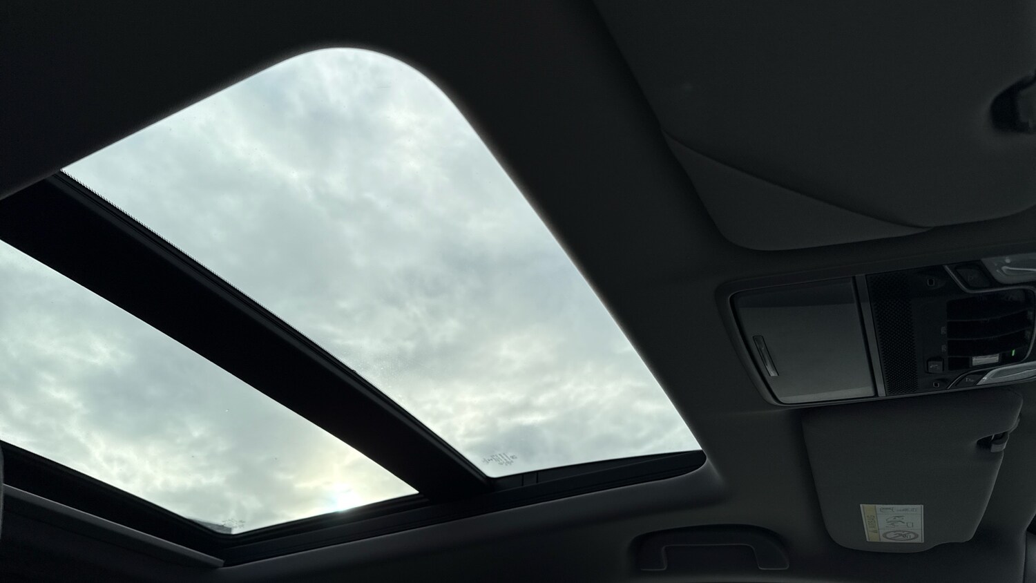 Used Honda CR-V 2022 for sale - 76452128: Photo 39