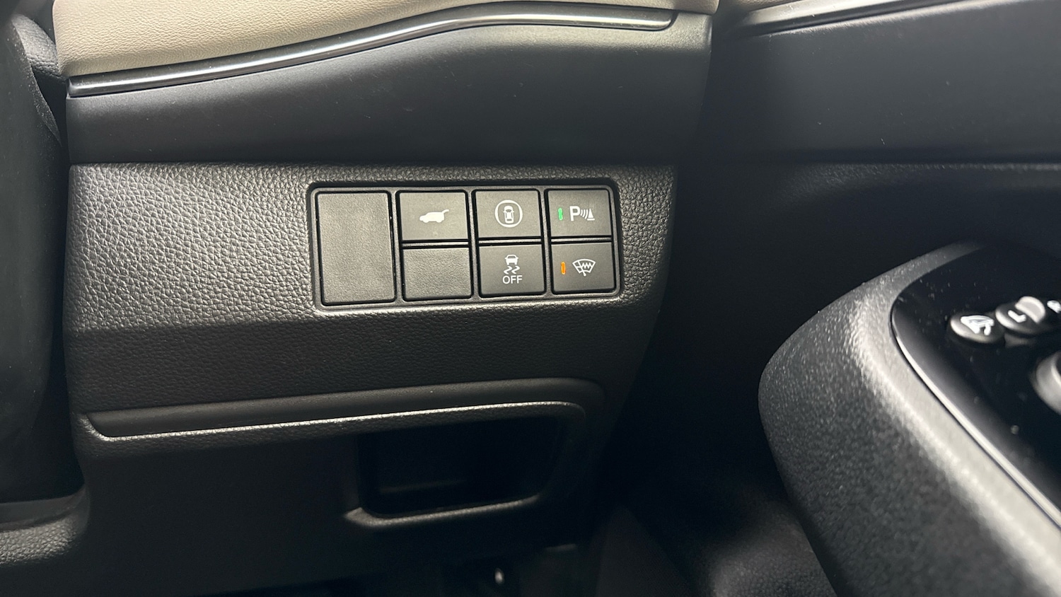 Used Honda HR-V 2021 for sale - 77210102: Photo 24