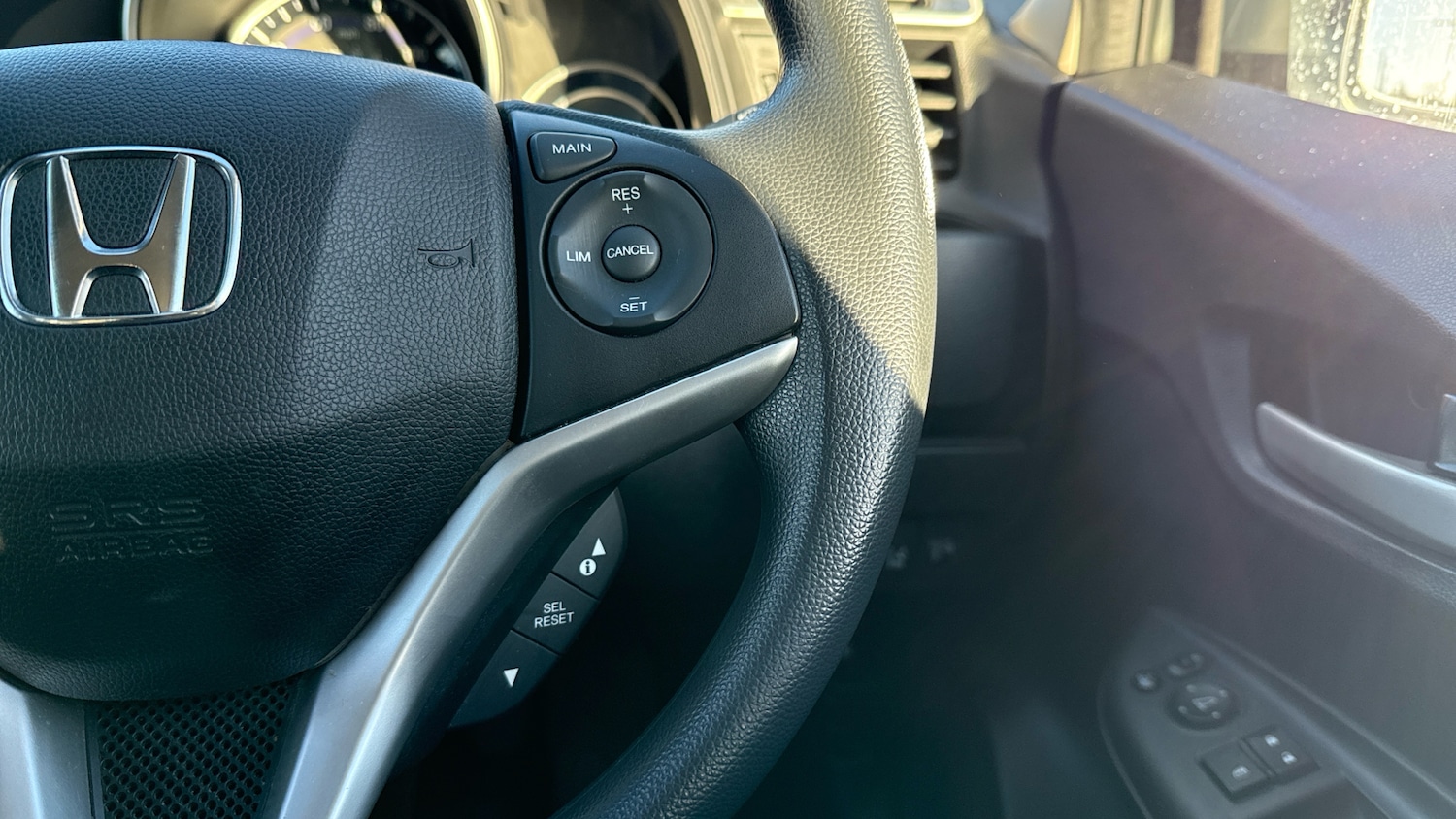 Used Honda Jazz 2018 for sale - 77210122: Photo 24