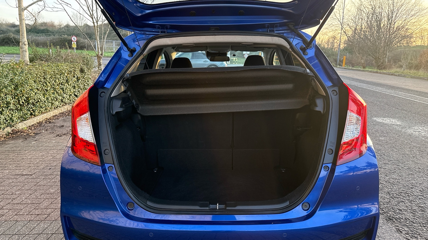 Used Honda Jazz 2018 for sale - 77210135: Photo 17