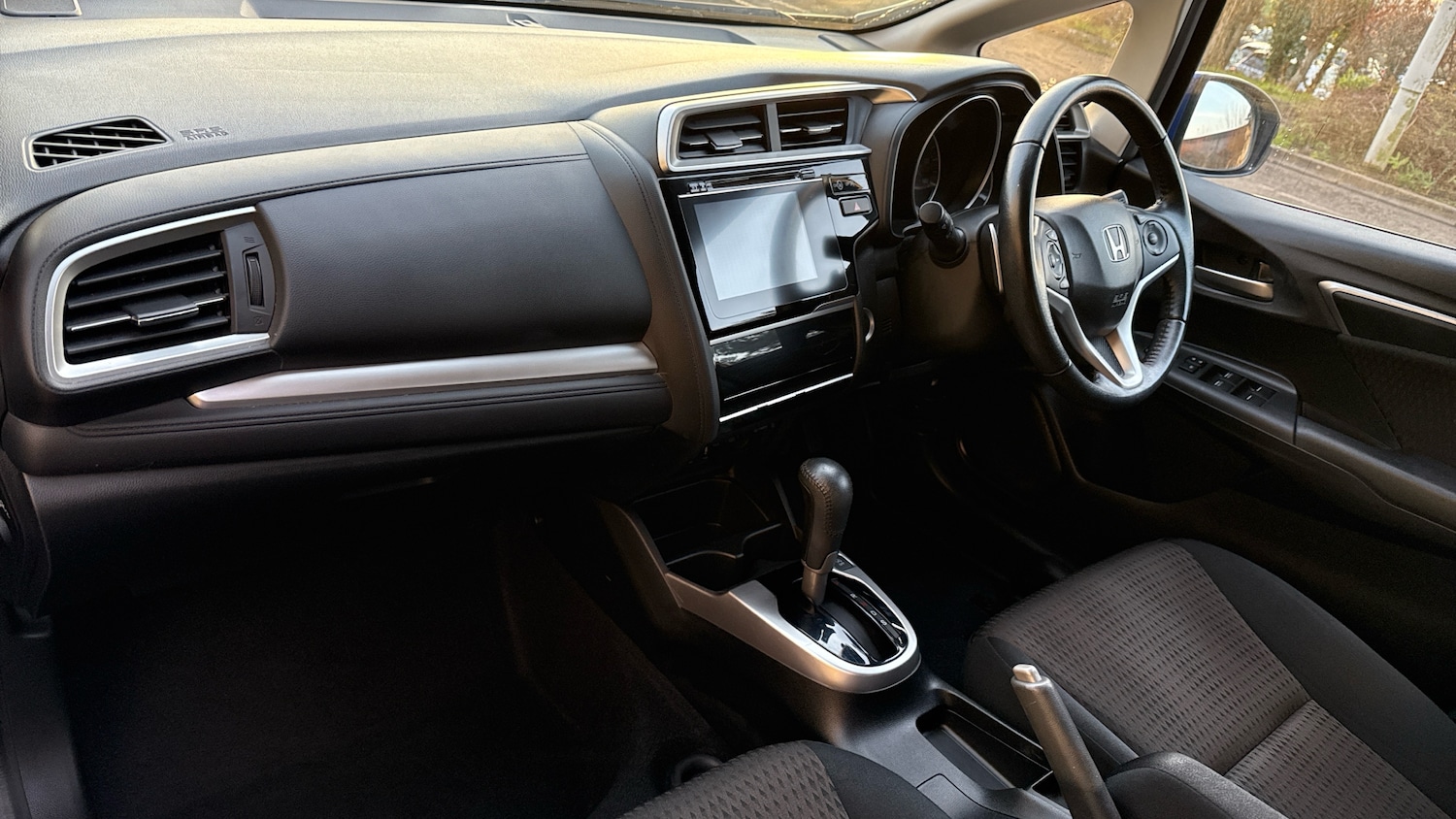 Used Honda Jazz 2018 for sale - 77210135: Photo 2