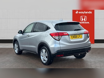 Used Honda HR-V 2018 for sale - 76315824: Photo
