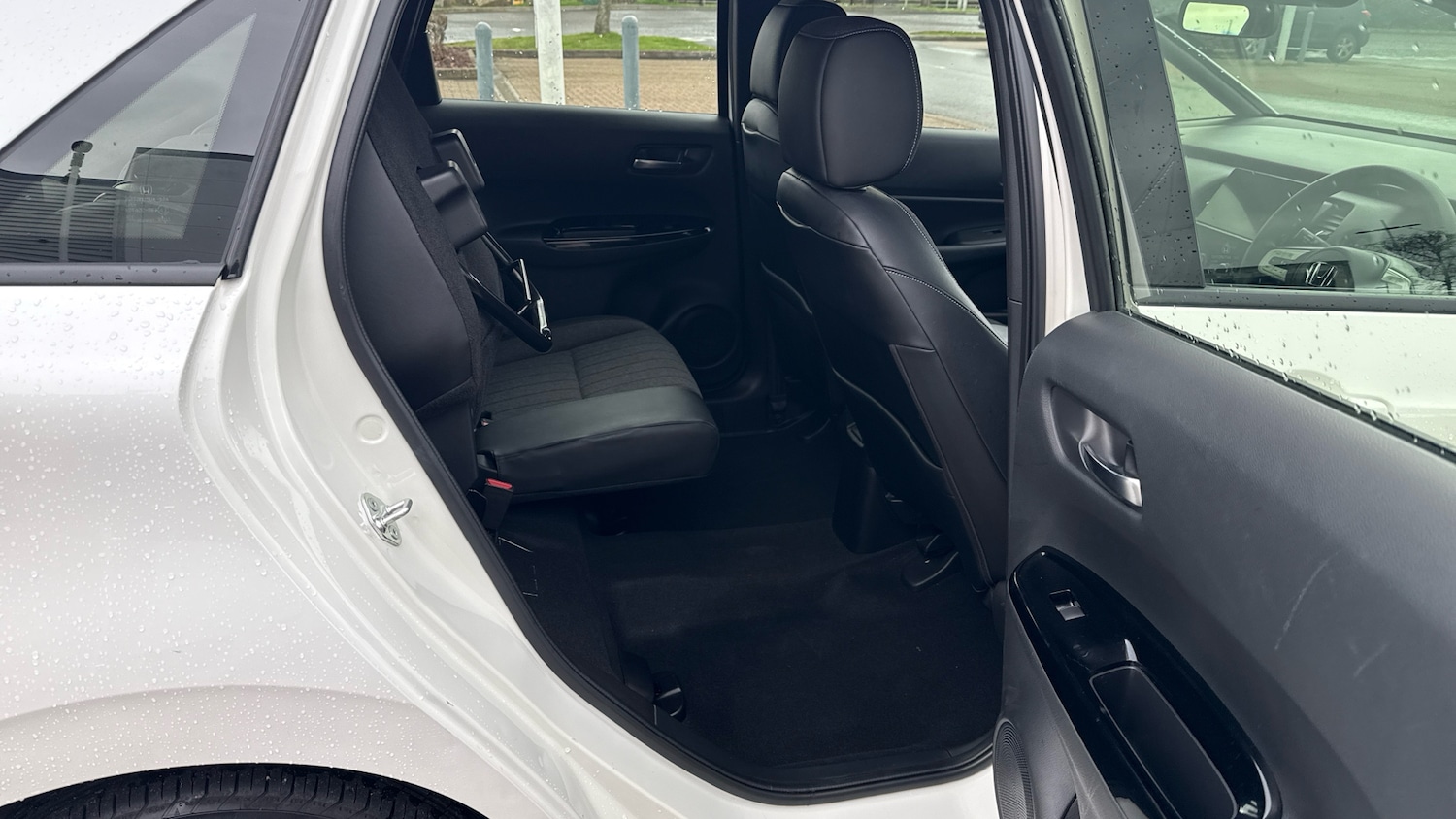 Used Honda Jazz 2021 for sale - 77927345: Photo 18