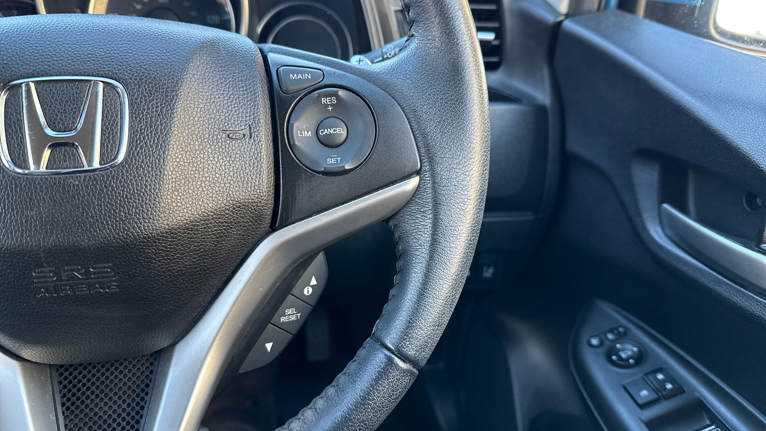 Used Honda Jazz 2018 for sale - 77210149: Photo 24