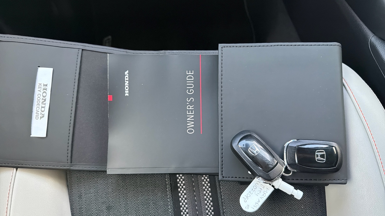 Used Honda HR-V 2022 for sale - 77210160: Photo 14